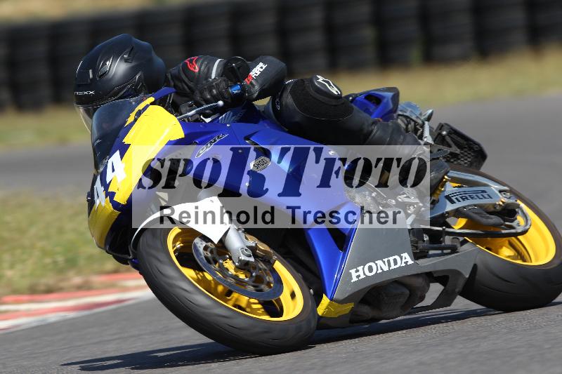 Archiv-2022/40 18.07.2022 Plüss Moto Sport ADR/Einsteiger/44